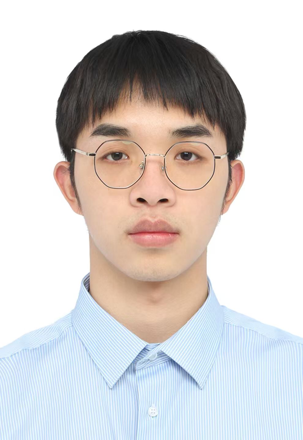 �½�Ա����Ƭ_